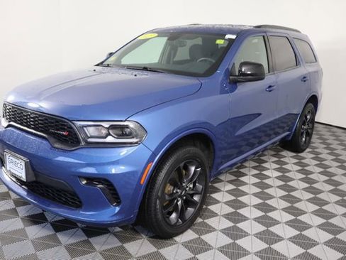 Used 2023 Dodge Durango GT w/ Blacktop Package AWD/4WD image 4