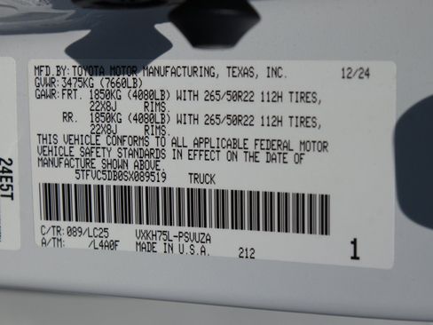 Used 2025 Toyota Tundra Capstone AWD/4WD image 28