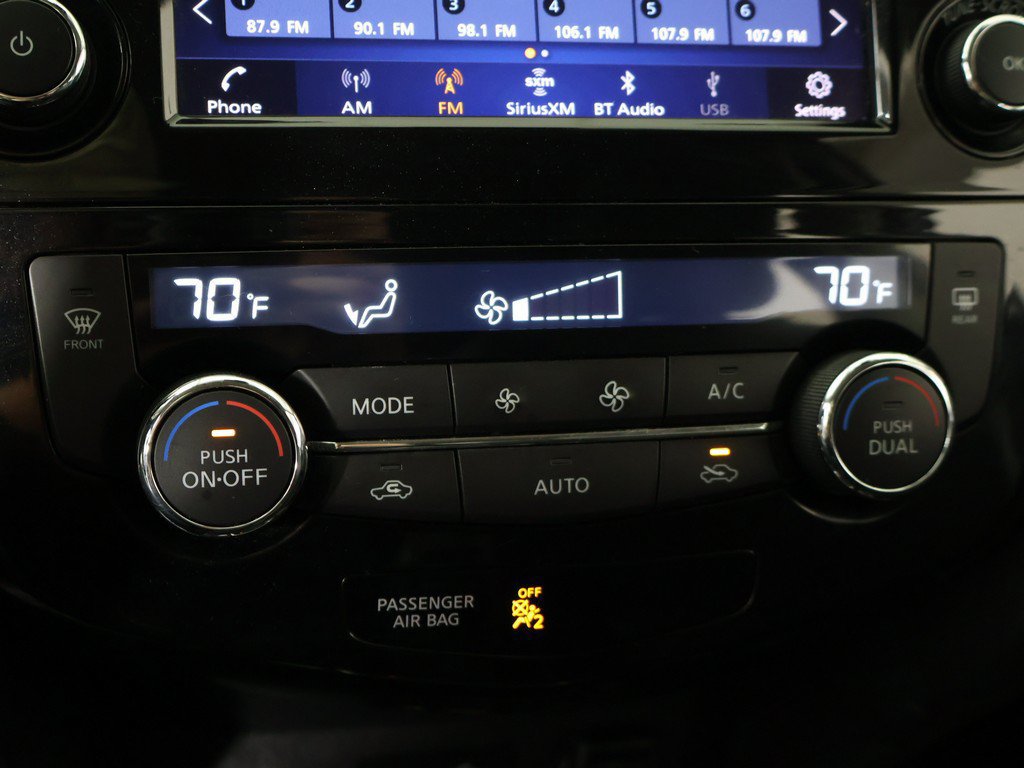 Used 2020 Nissan Rogue SV AWD/4WD image 45