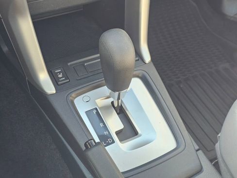 Used 2015 Subaru Forester 2.5i Premium image 20