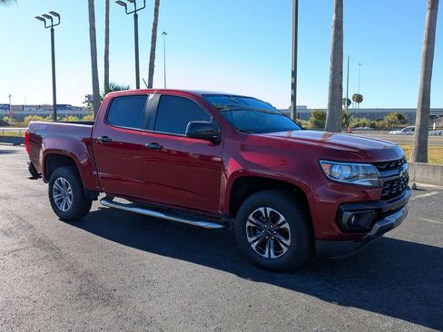 Used 2021 Chevrolet Colorado Z71 image 2