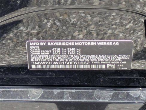 Used 2025 BMW 330i Sedan w/ Premium Package image 16