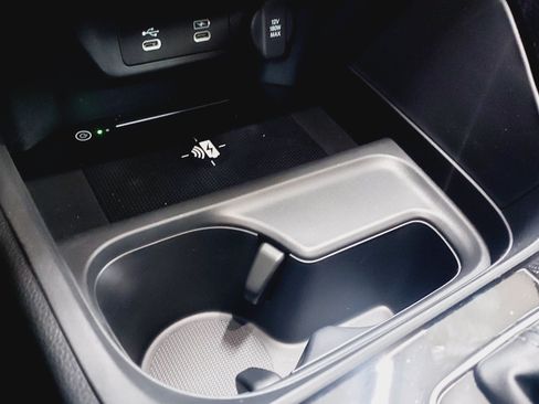 Certified 2025 Acura ADX AWD image 32