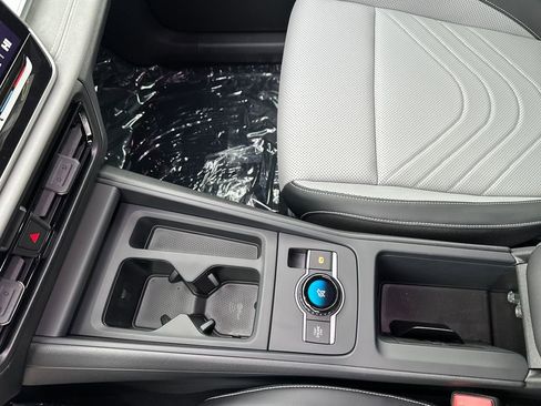 New 2026 Volkswagen Tiguan SE R-Line image 12