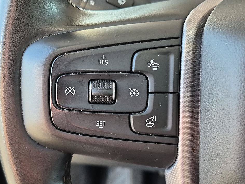Used 2025 GMC Sierra 1500 SLT AWD/4WD image 16
