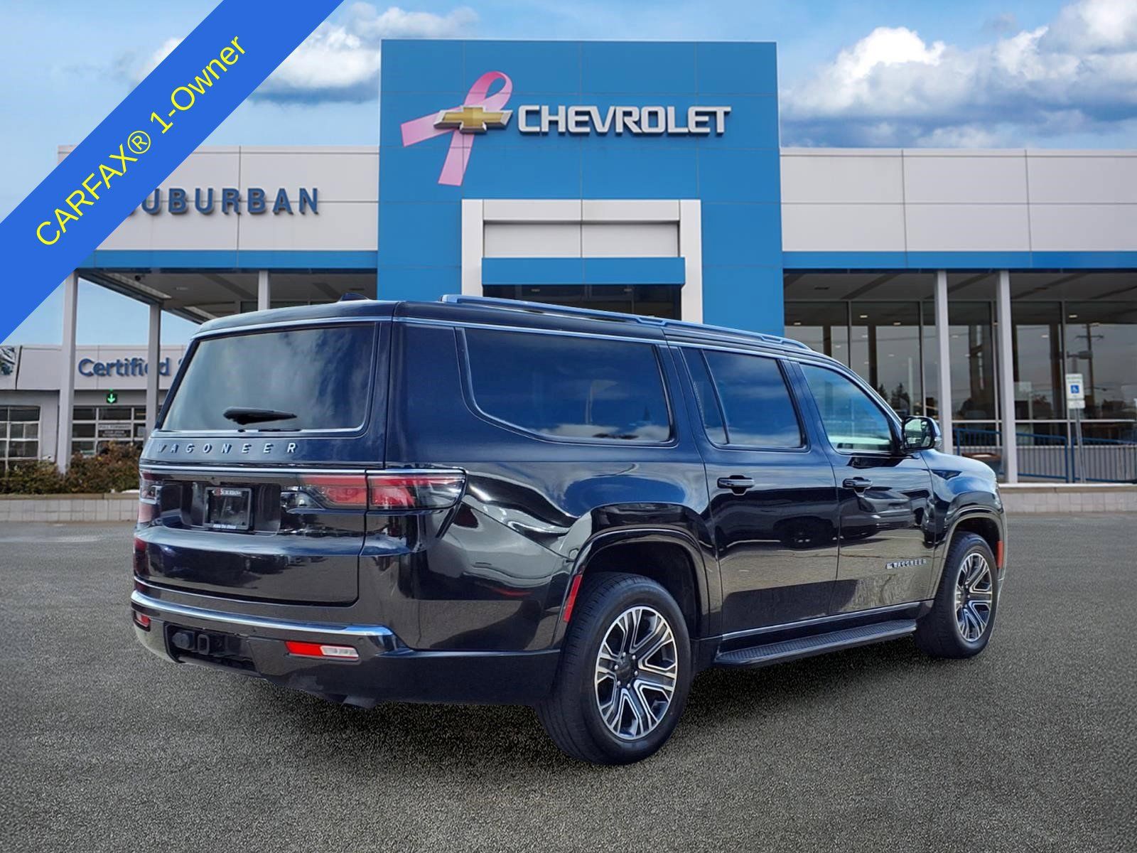 Used 2024 Jeep Wagoneer L Series II w/ Flexible Seating Group RWD image 5