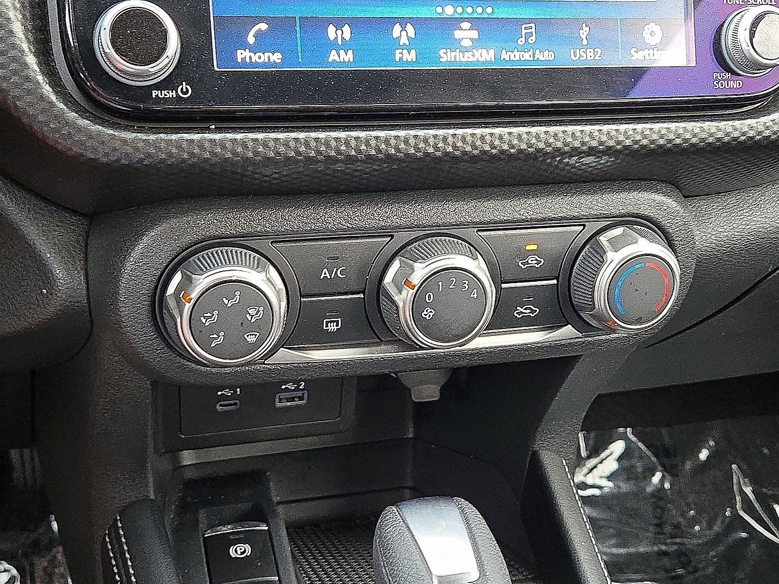 Used 2024 Nissan Kicks SV FWD image 28