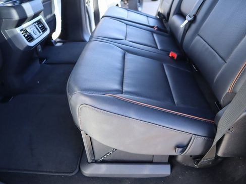 New 2026 Ford F250 Lariat w/ Black Appearance Package AWD/4WD image 14
