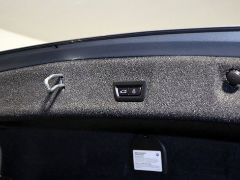 Used 2025 BMW 330i xDrive Sedan image 30