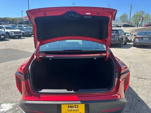 Used 2025 Kia K4 LXS image 29