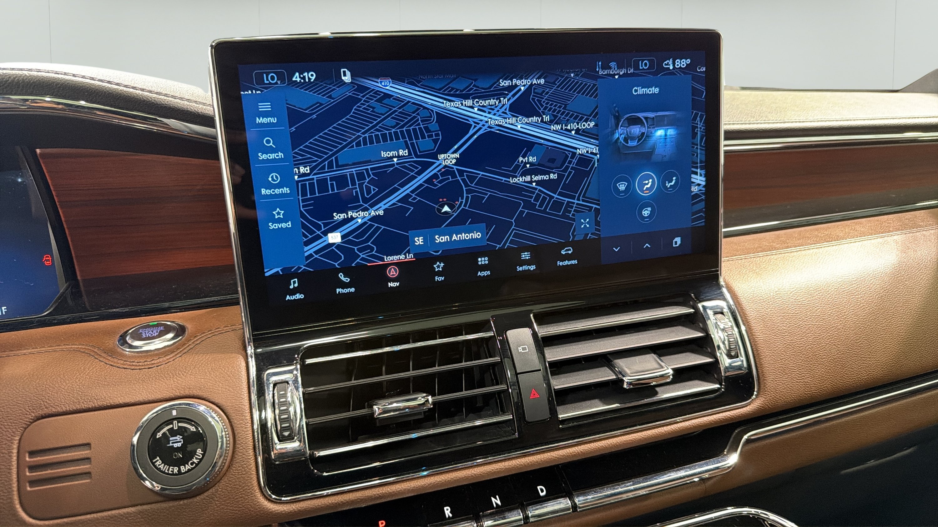 Used 2023 Lincoln Navigator Reserve AWD/4WD image 17