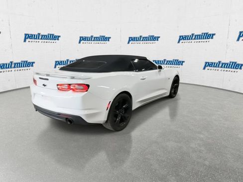 Used 2022 Chevrolet Camaro SS RWD image 11