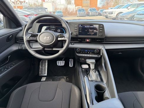 New 2026 Hyundai Elantra Sport FWD image 17
