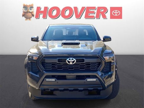 Used 2024 Toyota Tacoma TRD Sport image 7