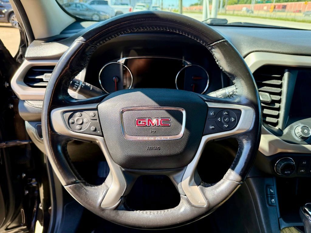 Used 2019 GMC Acadia Denali w/ Technology Package AWD/4WD image 35