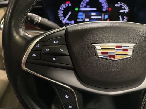 Used 2019 Cadillac XT5 Luxury FWD image 21