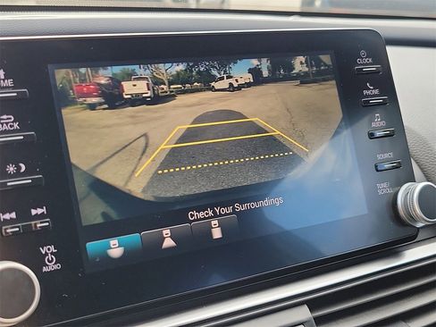 Used 2018 Honda Accord Sport image 25