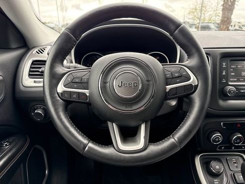 Used 2017 Jeep Compass Sport w/ Cold Weather Group AWD/4WD image 44
