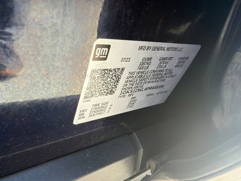 Used 2023 GMC Yukon Denali RWD image 13