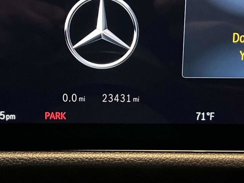 Certified 2024 Mercedes-Benz GLA 250 4MATIC image 27