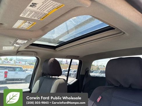 Used 2006 Nissan Frontier NISMO w/ (J01) Sunroof Pkg AWD/4WD image 10
