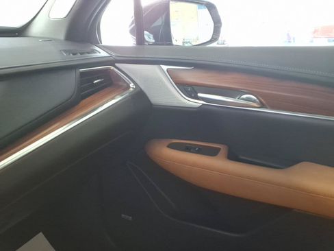 Used 2021 Cadillac XT5 Premium Luxury AWD/4WD image 30