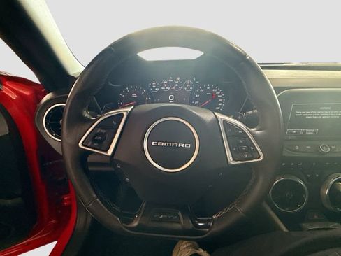 Used 2017 Chevrolet Camaro SS RWD image 11