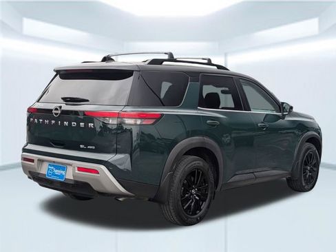 Used 2023 Nissan Pathfinder SL AWD/4WD image 7