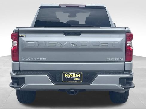 Used 2026 Chevrolet Silverado 1500 Custom RWD image 4