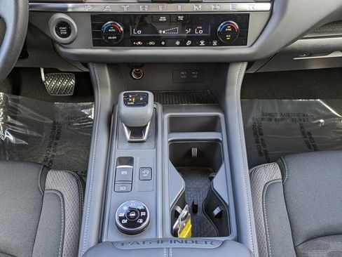 New 2026 Nissan Pathfinder S image 19