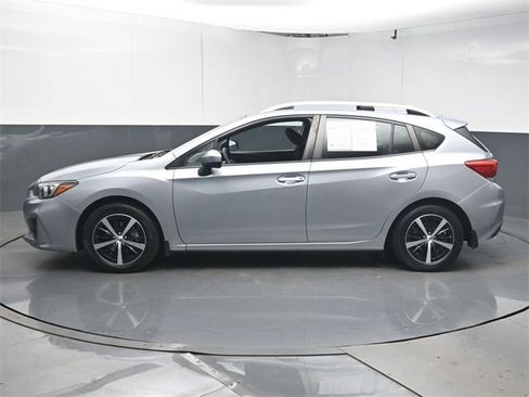 Used 2019 Subaru Impreza 2.0i Premium image 5