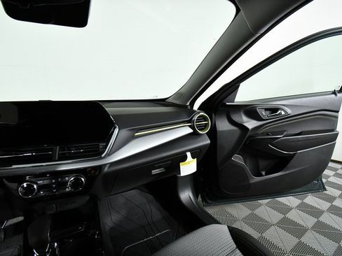 New 2026 Chevrolet Trax LT w/ Driver Confidence Package image 20