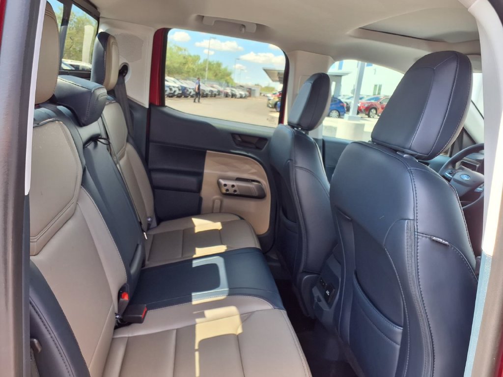 Used 2025 Ford Maverick Lariat w/ 4K Tow Package AWD/4WD image 21