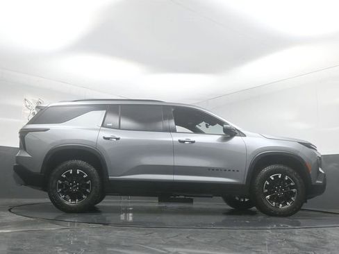 New 2026 Chevrolet Traverse Z71 w/ Driver Confidence Package AWD/4WD image 32