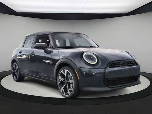 New 2026 MINI Cooper S image 2
