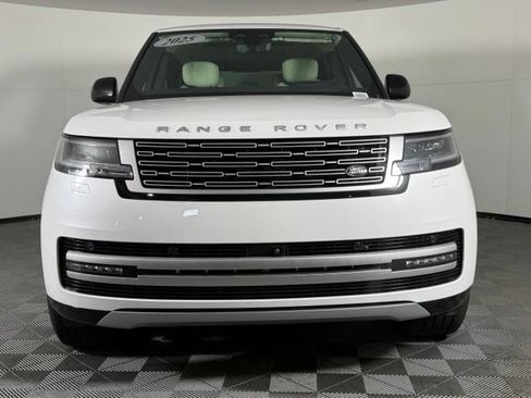 Used 2025 Land Rover Range Rover Long Wheelbase Autobiography AWD/4WD image 11
