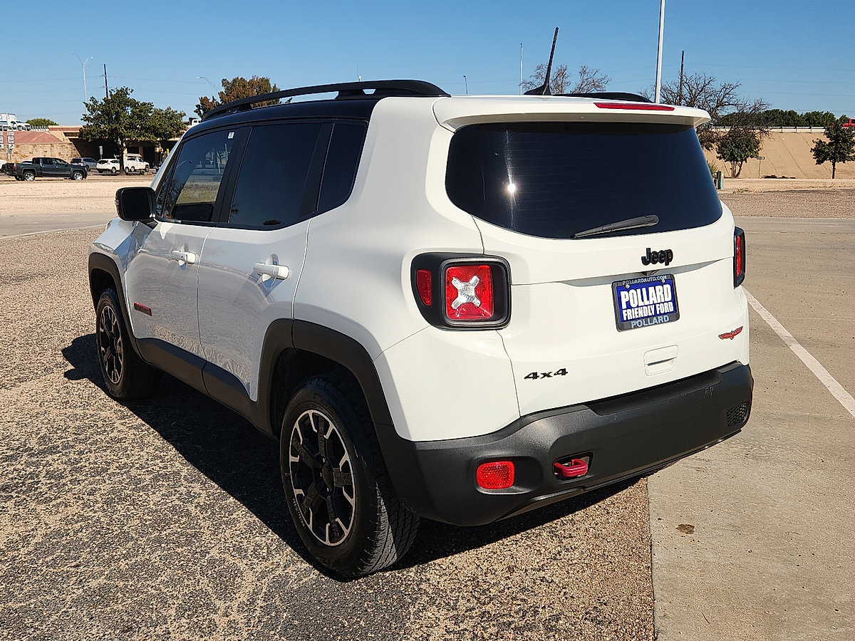 Used 2023 Jeep Renegade Trailhawk AWD/4WD image 3