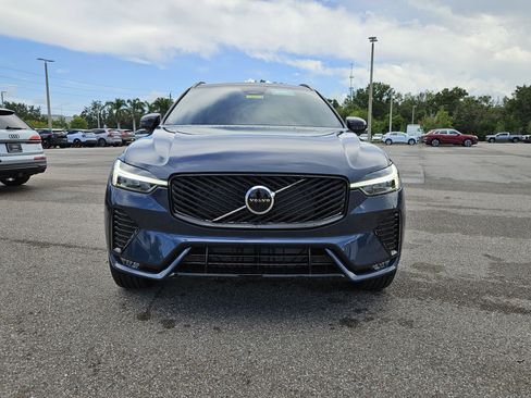 New 2026 Volvo XC60 B5 Core w/ Protection Package image 2