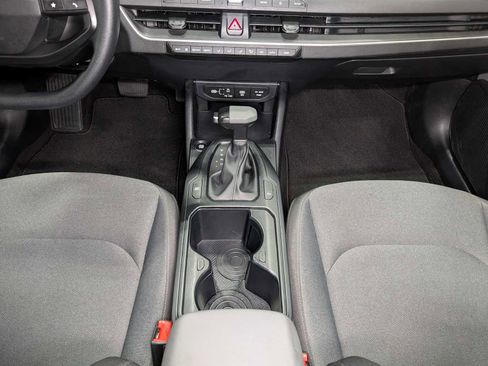 Certified 2025 Kia K4 LXS image 19
