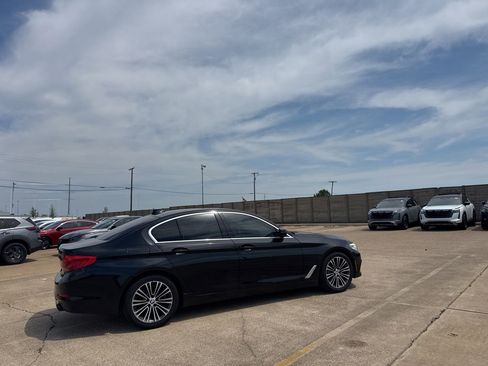 Used 2019 BMW 530i w/ Premium Package RWD image 28