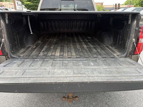 Used 2015 GMC Sierra 1500 SLE w/ SLE Value Package AWD/4WD image 18