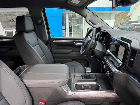 New 2026 Chevrolet Silverado 1500 LTZ w/ Z71 Off-Road Package image 45