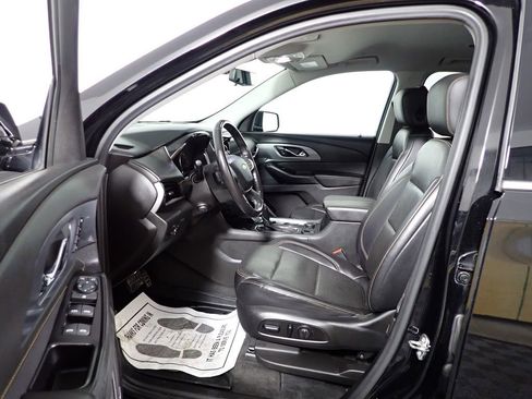 Used 2019 Chevrolet Traverse Premier w/ LPO, Blackout Package AWD/4WD image 25