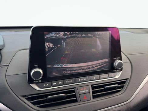 Used 2020 Nissan Altima 2.5 SV FWD image 32