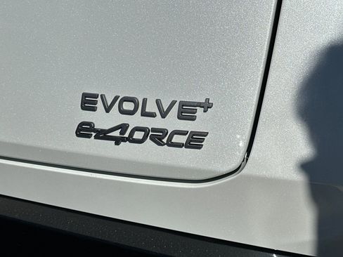 Certified 2023 Nissan Ariya AWD image 5