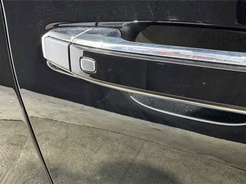 Used 2024 Chevrolet Suburban Premier w/ Premium Package 2 image 12