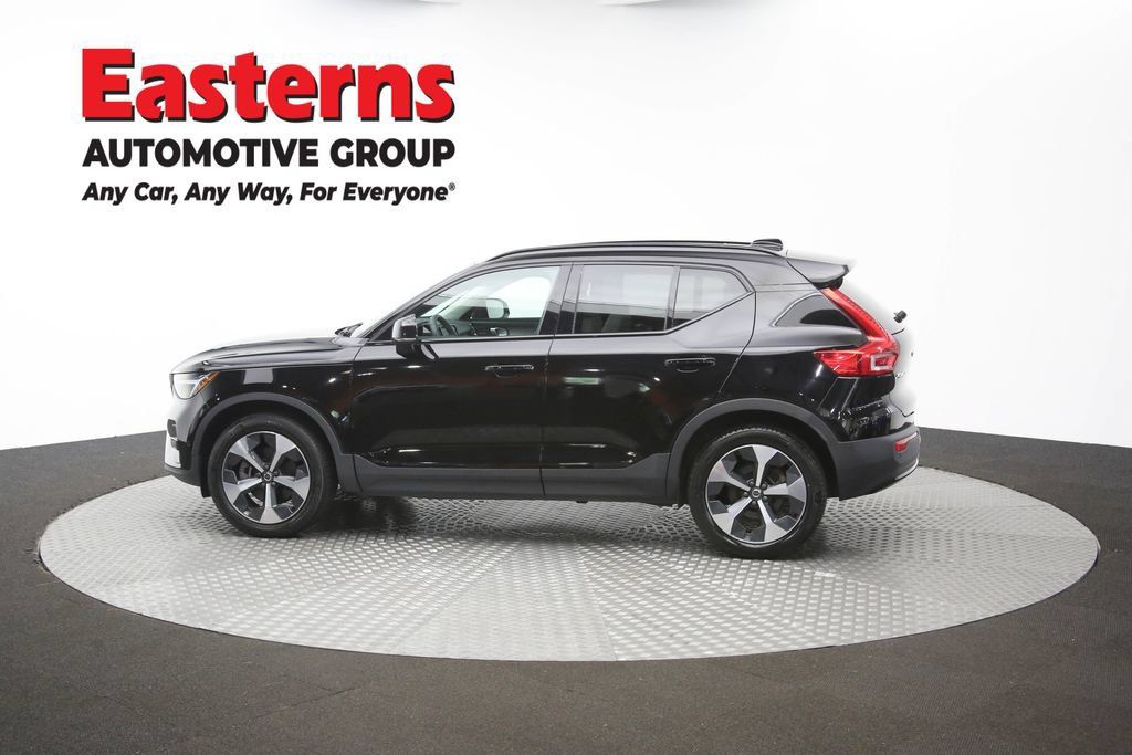 Used 2023 Volvo XC40 B4 Ultimate FWD image 57