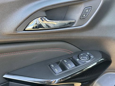 Certified 2024 Chevrolet Trax RS w/ Driver Confidence Package image 15