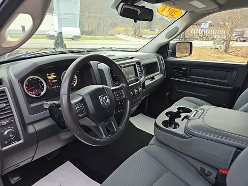 Used 2014 RAM 1500 Express image 10