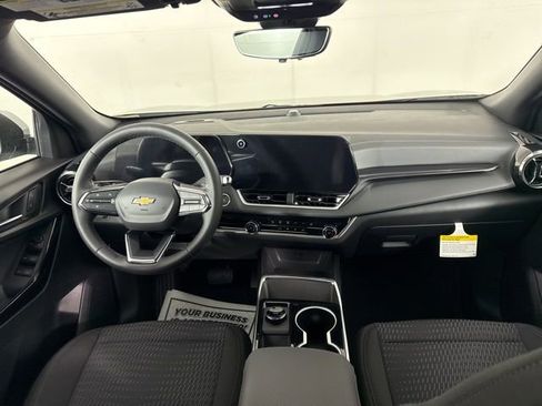 New 2026 Chevrolet Equinox LT w/ Safety and Technology Package FWD image 21